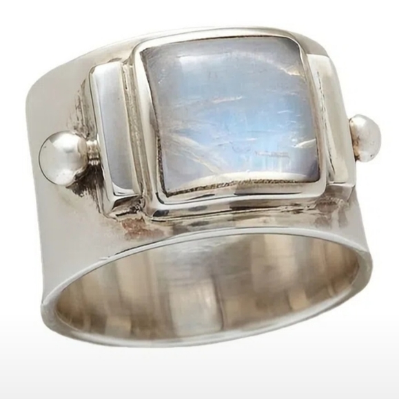 BCC Jewelry - Vintage Moonlight 925 Sterling Ring